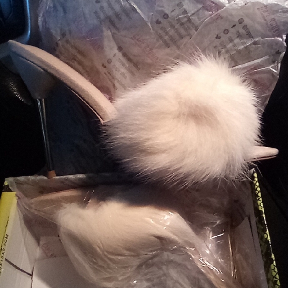 Cape Robbin Cream Faux Fur Pom Slide Heels